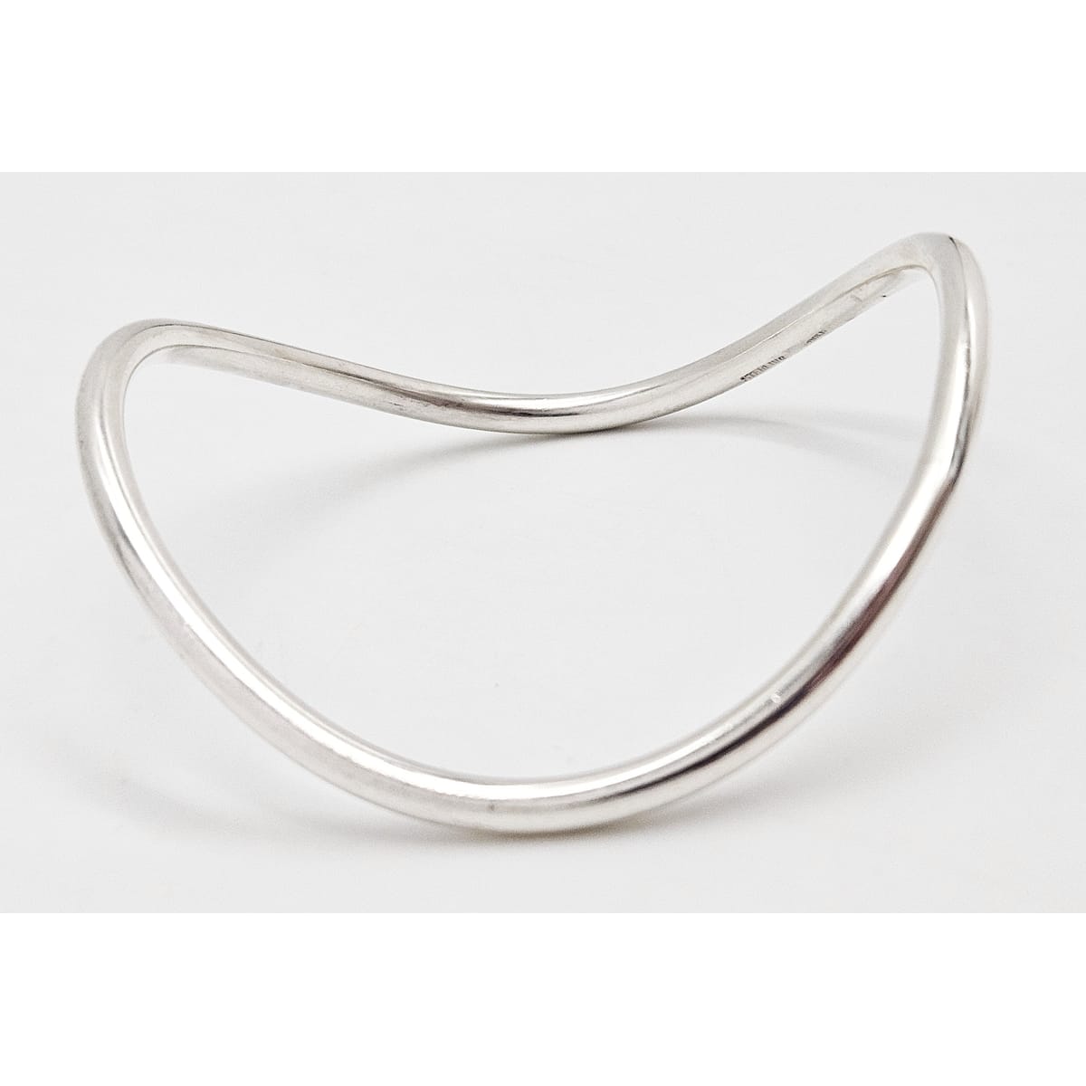 Betty Cooke sterling silver modernist Wavy Tubular Bangle Bracelet Circa 1960s, view 4 of 7