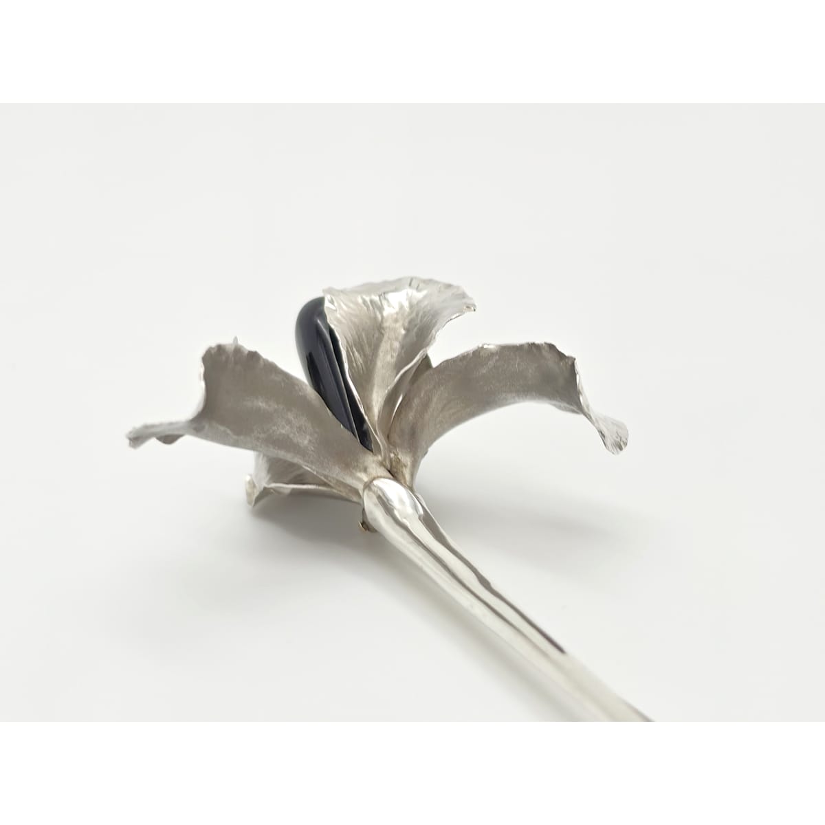 Superb Vintage Angela Conty Sterling Silver & Onyx XL 3D Orchid Flower Brooch, alternate product view 7