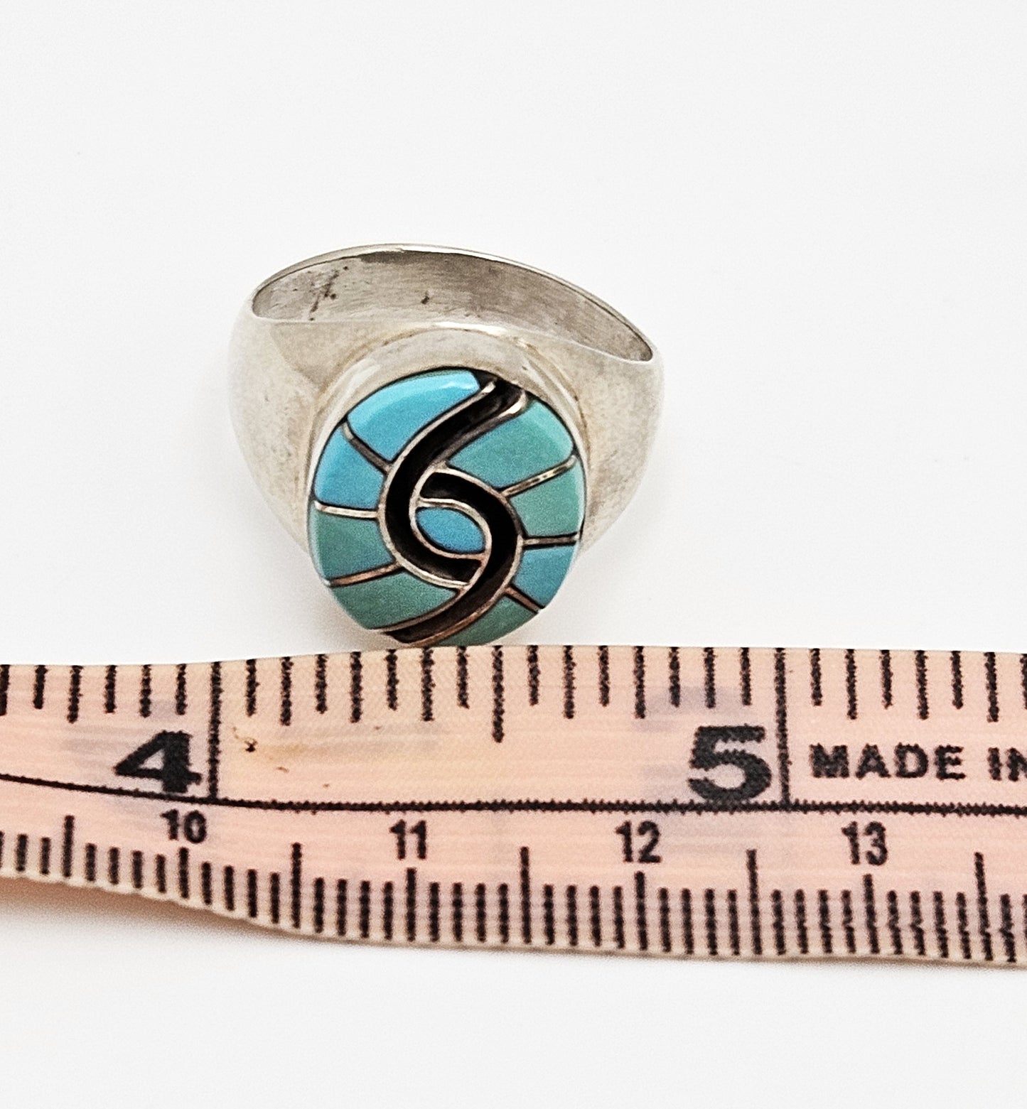 Fremragende Zuni Amy Quandelacy Turkis + Onyx Indlagt Kolibri Ring ca. 1980'erne