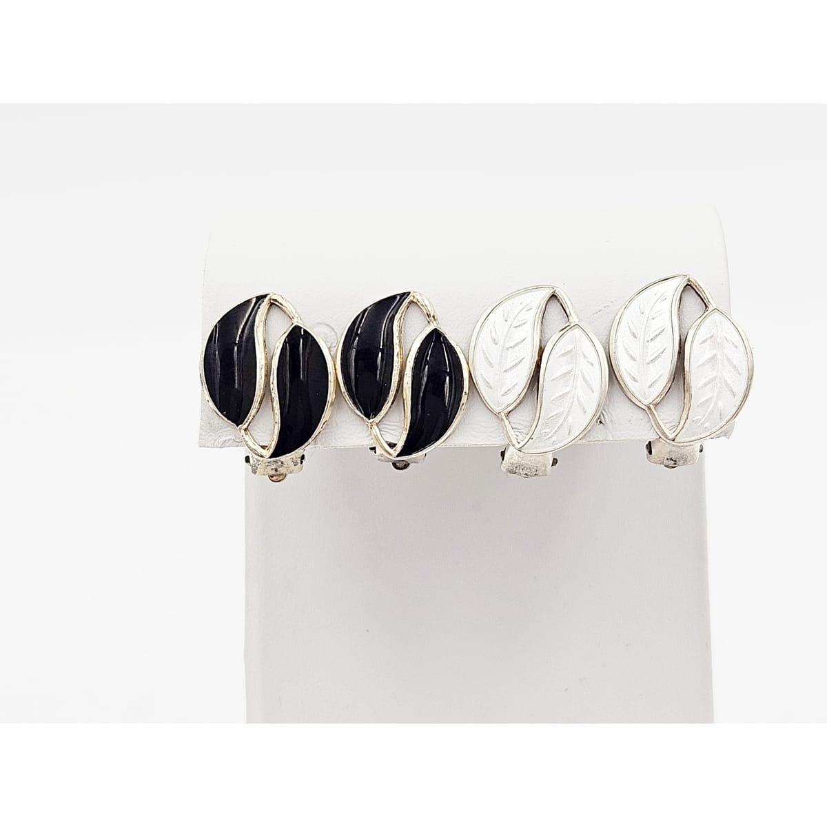 David Andersen Jewelry Set of 2 WW David Andersen Norway Sterling & Enamel Leaf Earrings 1950s