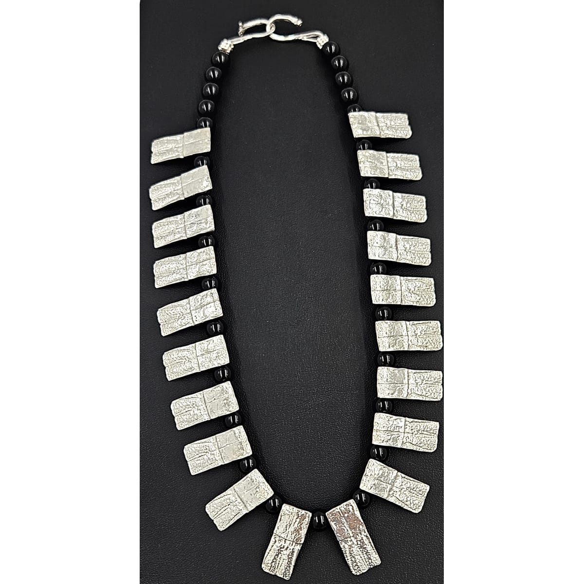 GoGo Jewelry Company Jewelry Superb GoGo Sterling Silver & Onyx Beads Armadillo Shell Statement Necklace