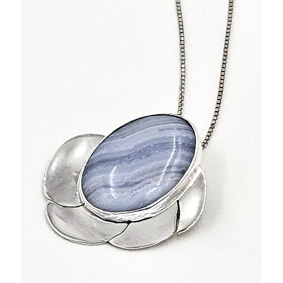 Gunn Trigere Denmark Jewelry Gunn Trigère Sterling & Agate Scandinavian Modernist Flower Necklace 1960s