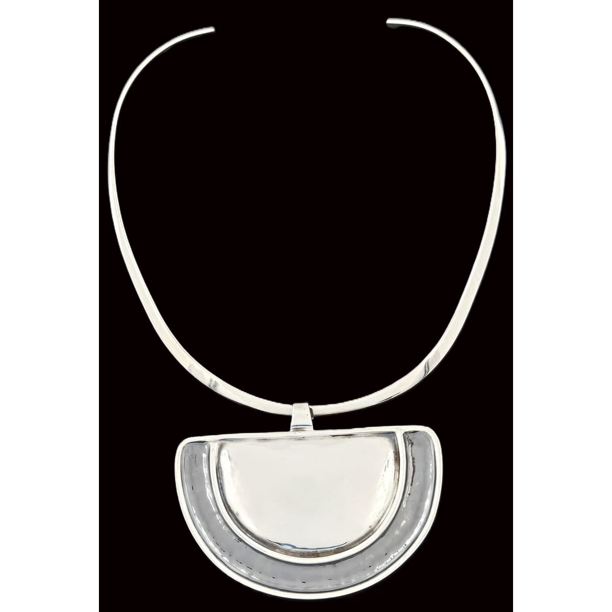 Janina Denmark Jewelry Janina & Lars Nielsen Modernist 925 Hammered XL Pendant Neck Ring 1980s