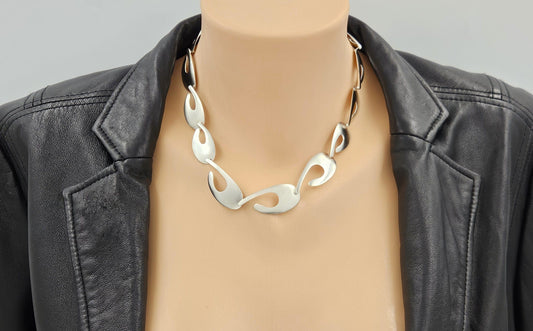 Kathy Lynn Mayeda Jewelry Designer Kathy Lynn Mayeda Modernist Sterling Links Necklace & Earrings 1980s