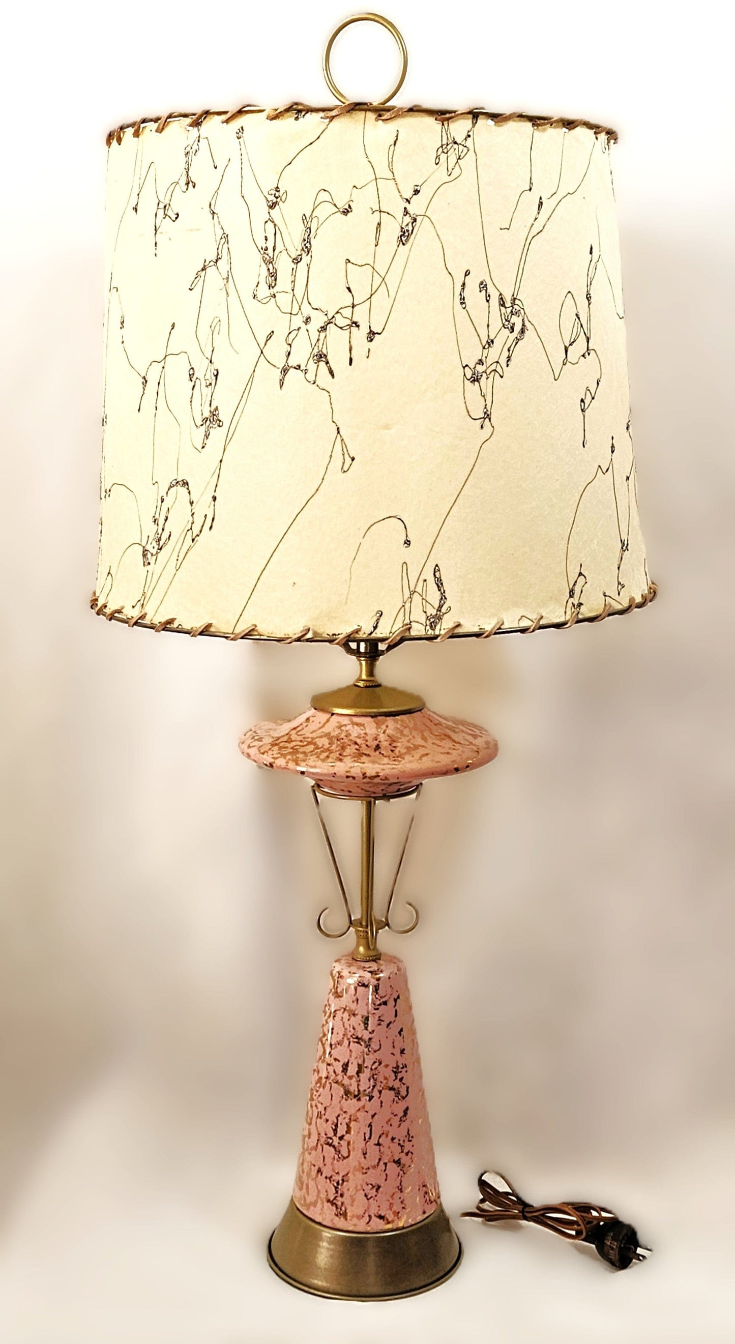 MCM Retro Atomic Lamp Lighting MCM Retro Atomic Large Pink & Gold Ceramic + Brass Table Lamp Orig Shade