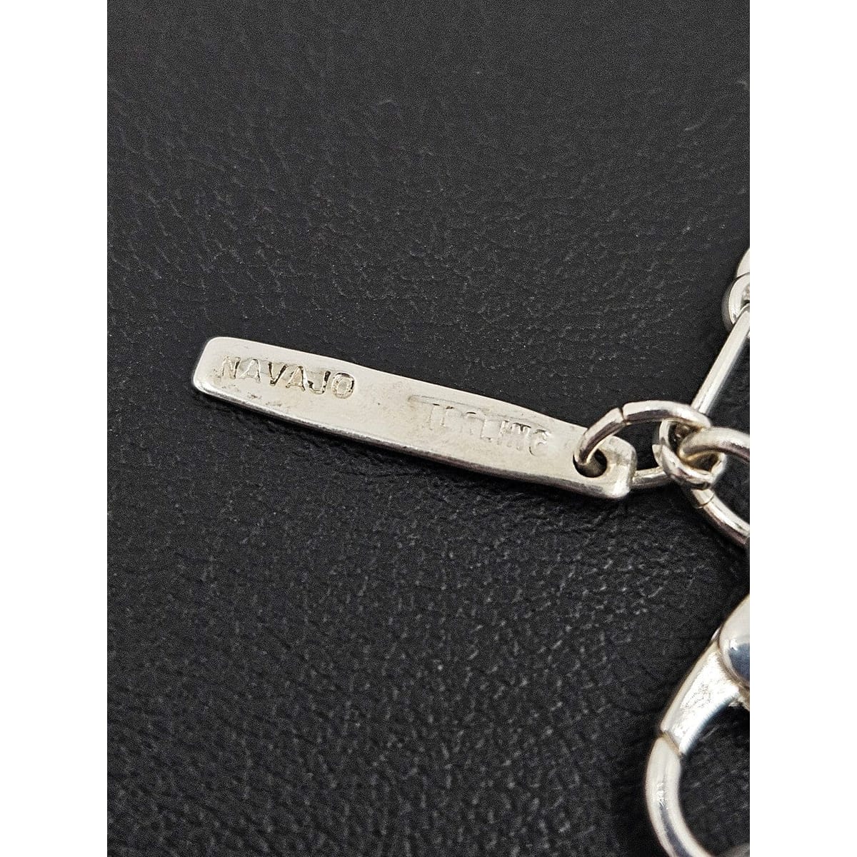 Thompson Navajo Jewelry H & V Thompson Navajo Sterling Silver Unisex Reversible Arrow Necklace