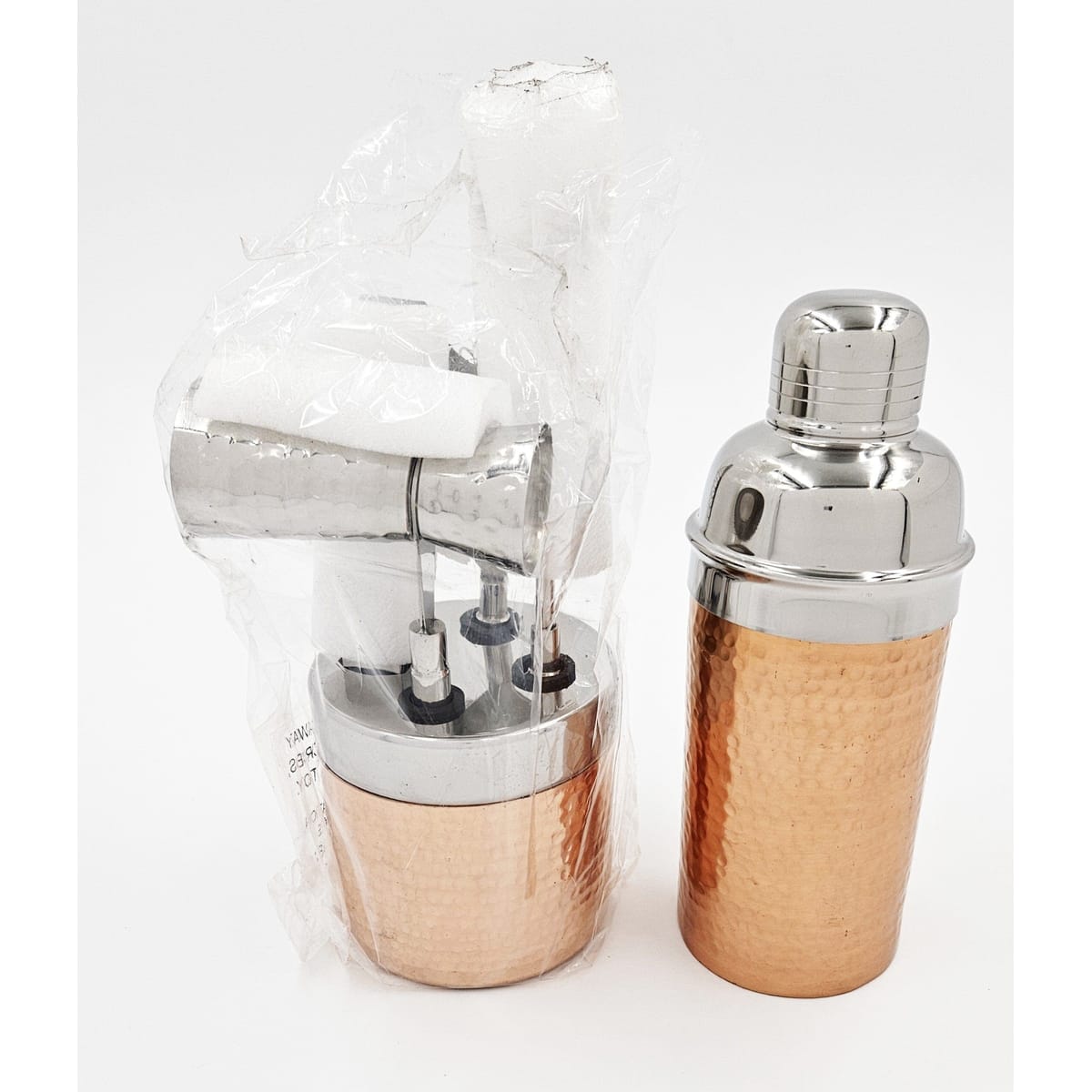 Williams Sonoma Barware NOS Retired Williams Sonoma Bar Tool Hammered Copper Cocktail Shaker Set