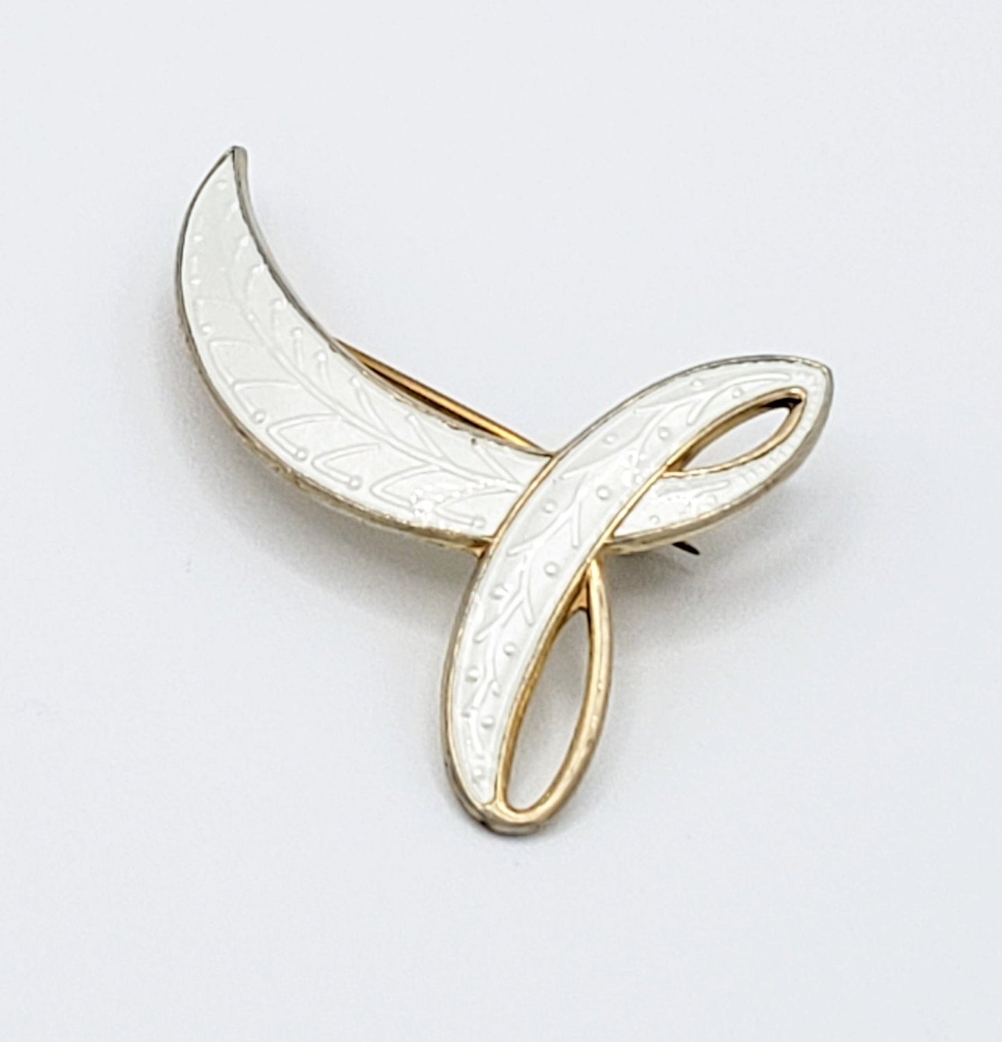 Aksel Holmsen Jewelry Aksel Holmsen Norway Sterling White Guilloche Enamel Art Deco Brooch Pin 1950s