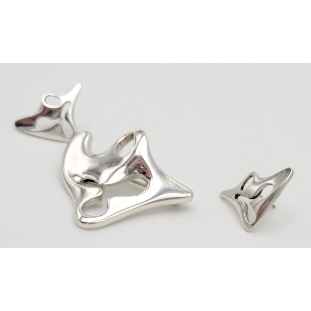 Georg Jensen Jewelry Koppel 4 Georg Jensen Sterling Amoeba Brooch Earrings Demi Parure Set 1950s