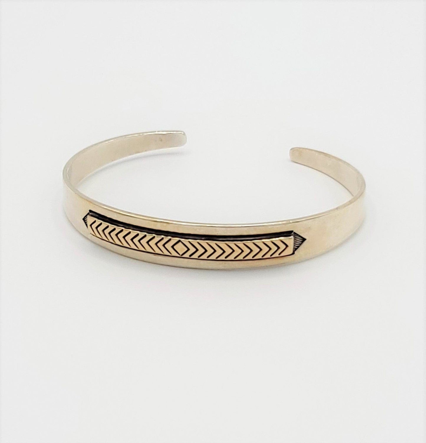 MM Rogers Jewelry 925S & 14k Gold J. Yazzie Navajo for MM Rogers Unisex Cuff Bracelet Circa 1980s