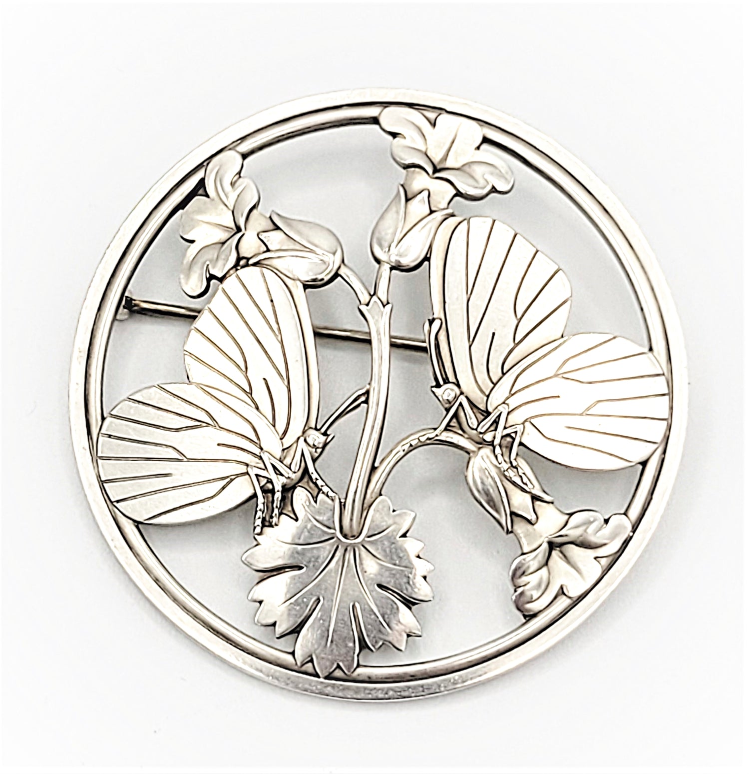 Fine Brooches and Pendants | Trendy MCM Home