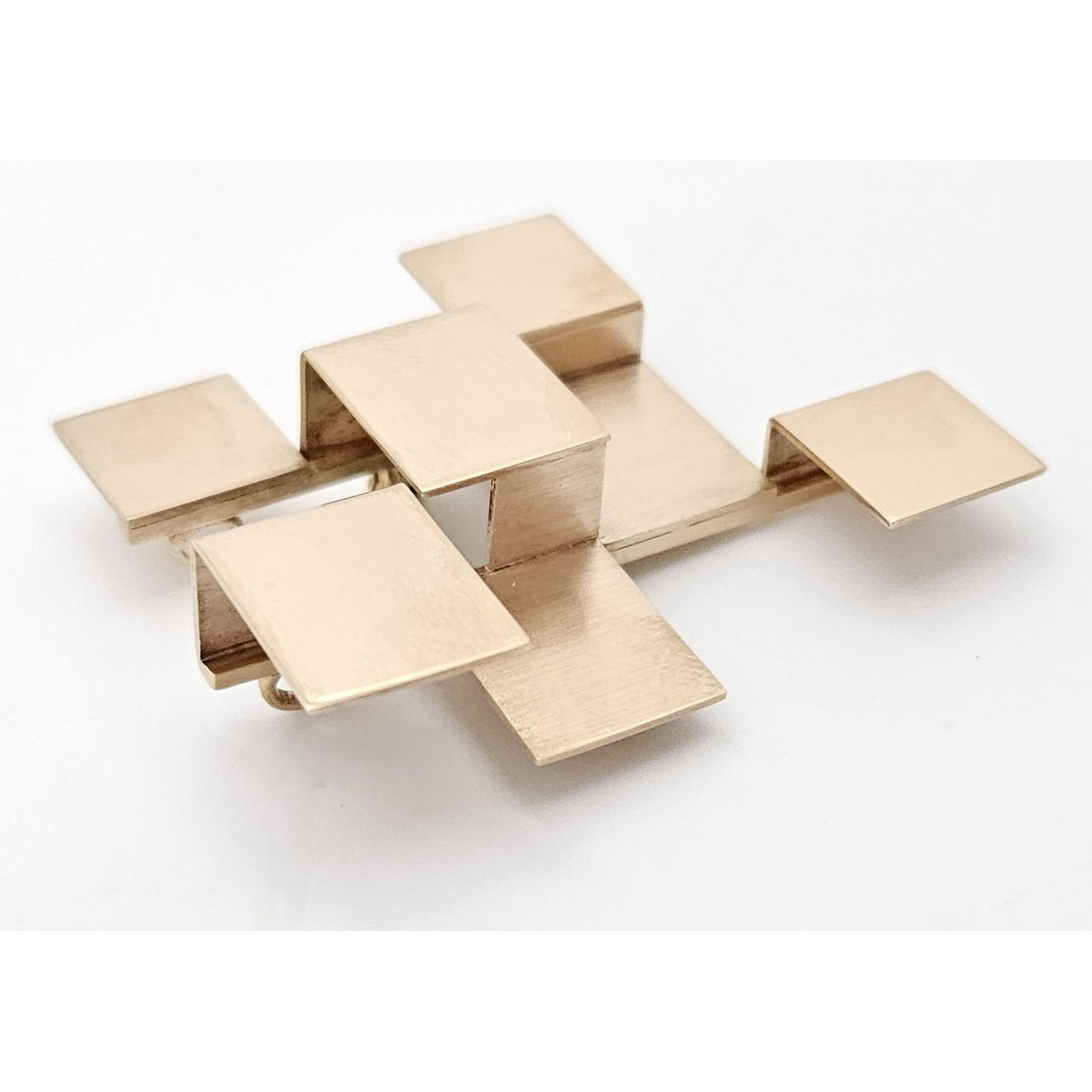 Fine Brooches and Pendants | Trendy MCM Home
