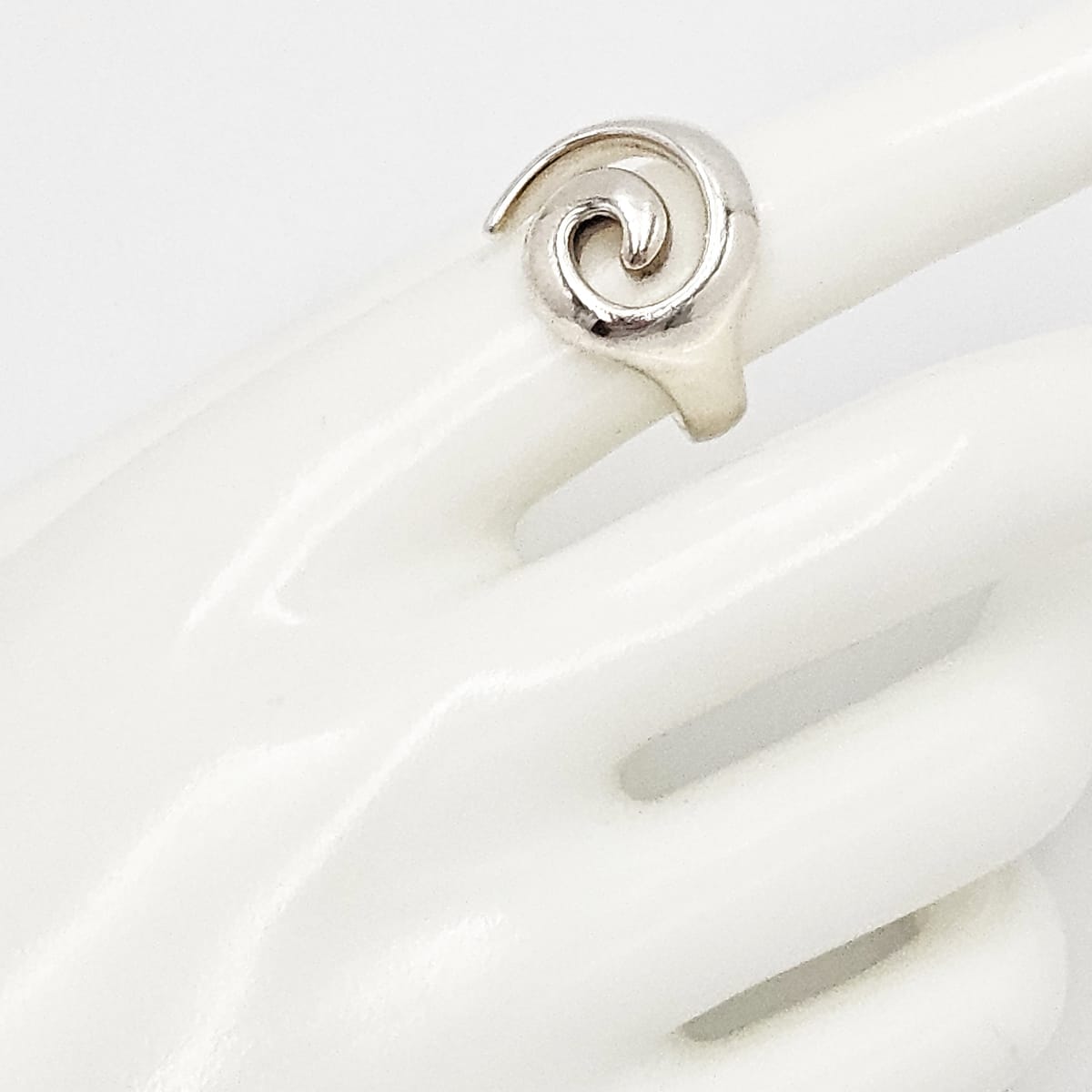 RLM Robert Lee Morris Sterling Silver Modernist Swirl Cocktail Ring Circa 1980s - image 1 of 8