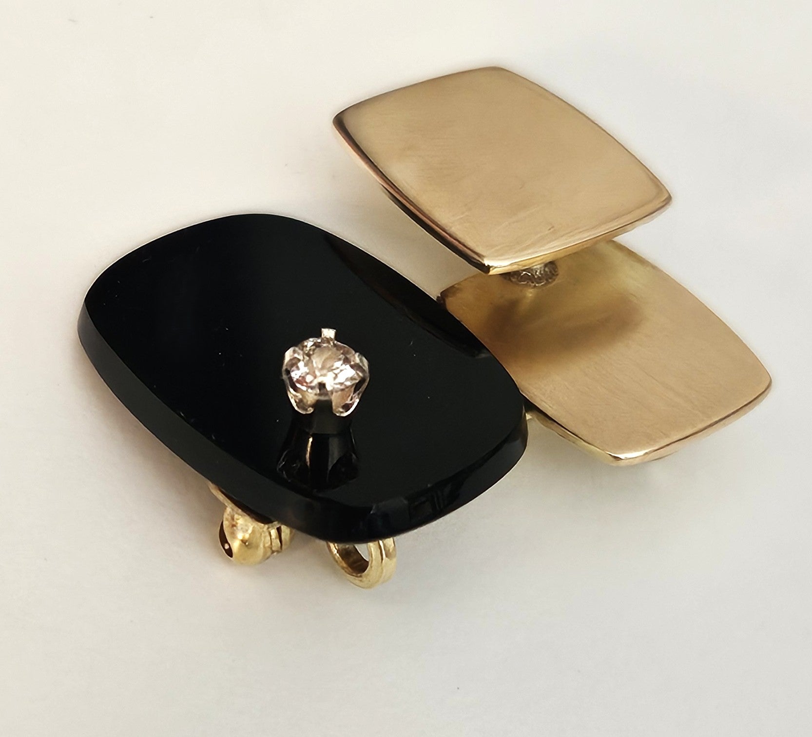 Vintage Artisan 3D modernist 14K gold Diamond and Black Onyx Brooch Pendant, view 5 of 6