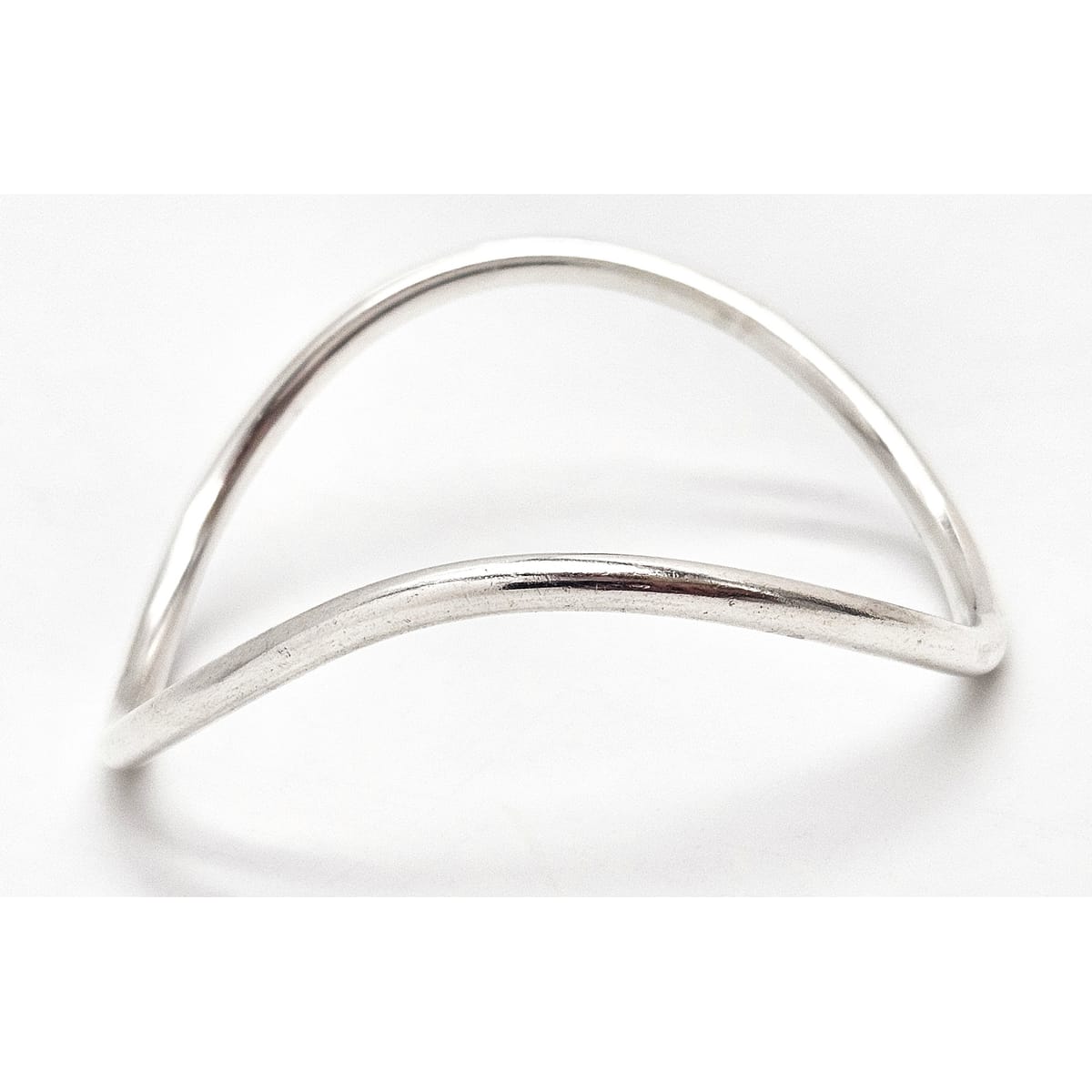 Betty Cooke sterling silver modernist Wavy Tubular Bangle Bracelet Circa 1960s, view 3 of 7