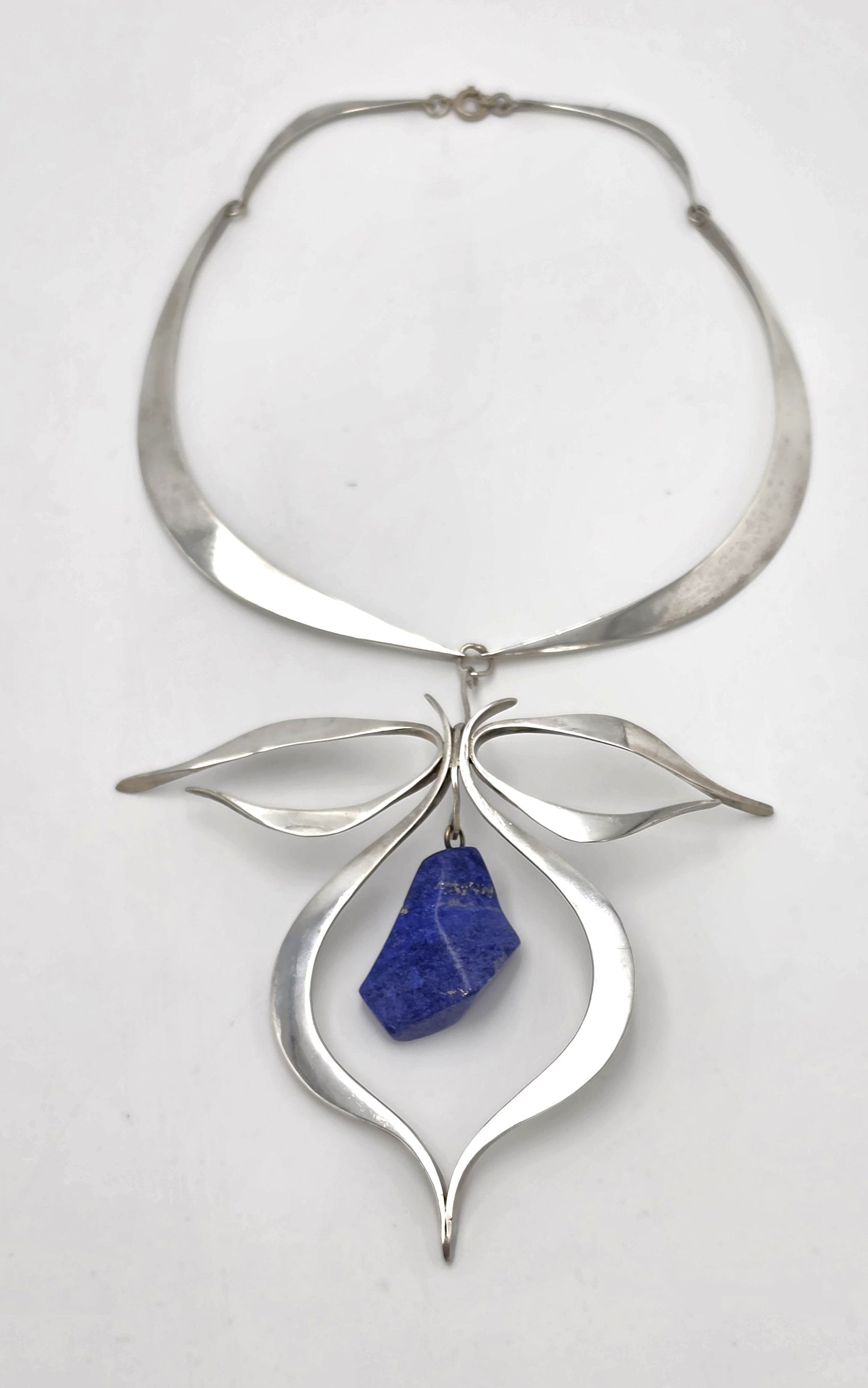Vintage Artisan Sterling Silver Lapis Lazuli Sculptural Modernist Collar Necklace