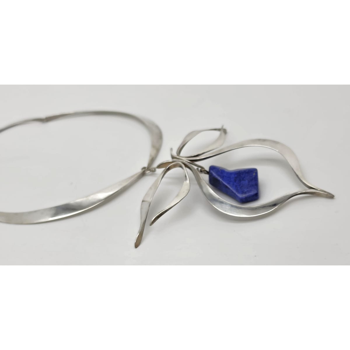 VTG Artisan Sterling Silver Lapis Lazuli Sculptural Modernist Collar Necklace, alternate product view 3
