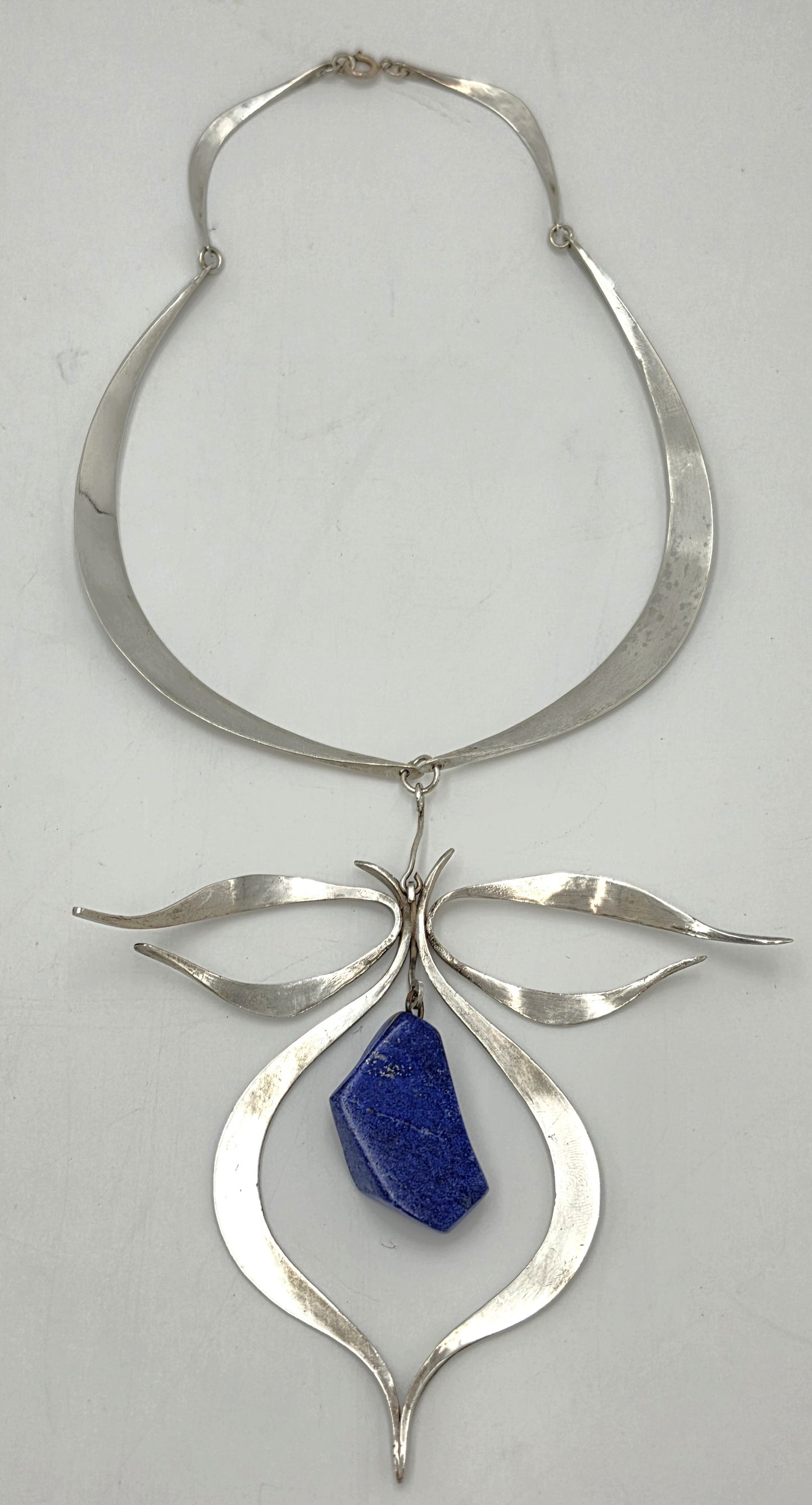 Vintage Artisan Sterling Silver Lapis Lazuli Sculptural Modernist Collar Necklace