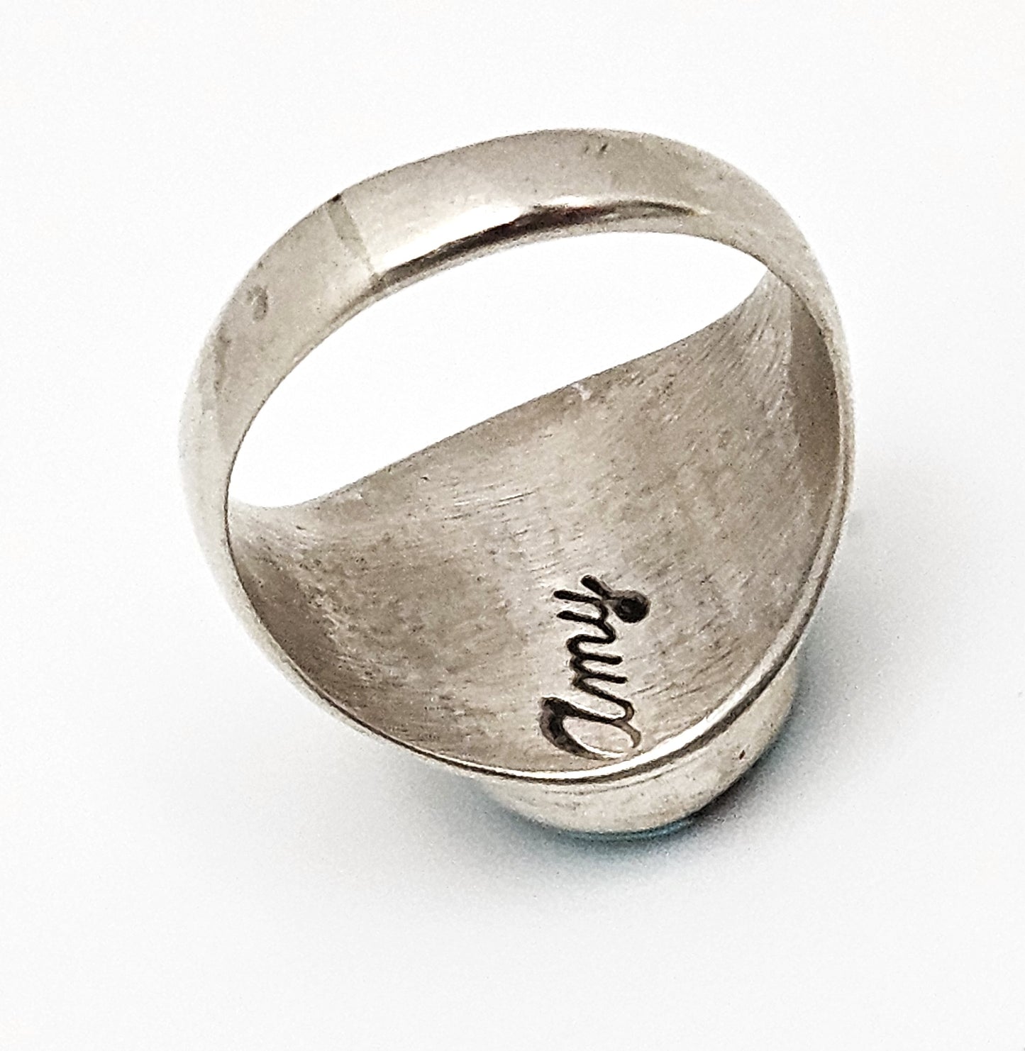 Fremragende Zuni Amy Quandelacy Turkis + Onyx Indlagt Kolibri Ring ca. 1980'erne