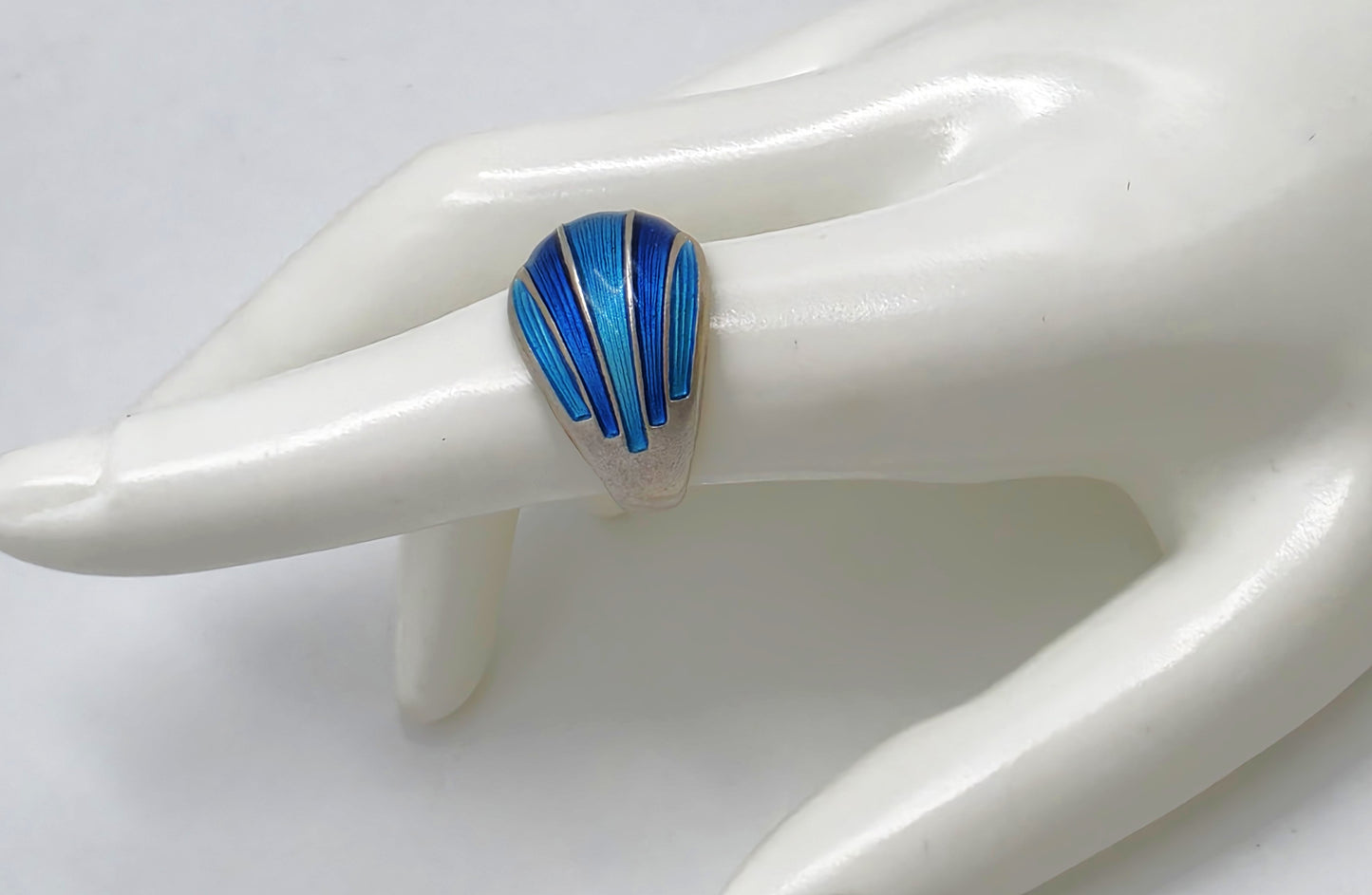 Norwegian David Andersen Sterling Blue Enamel Striped Wrap Ring Circa 40/50s