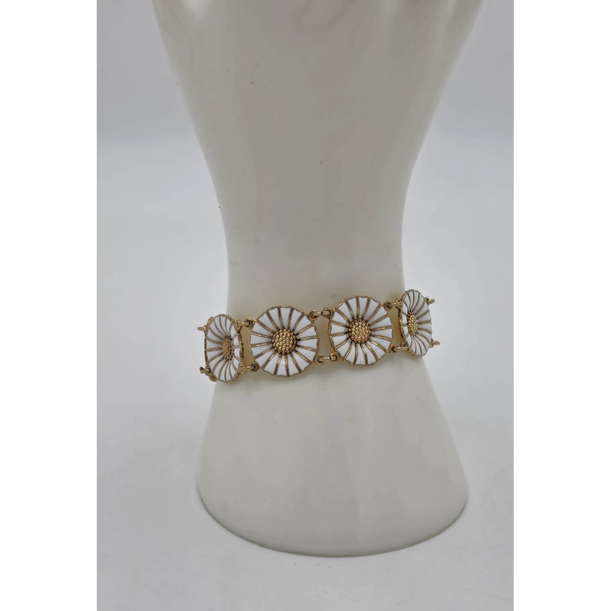 Anton Michelsen Denmark Sterling Enamel Marguerite Daisy Bracelet 1940s, alternate product view 3