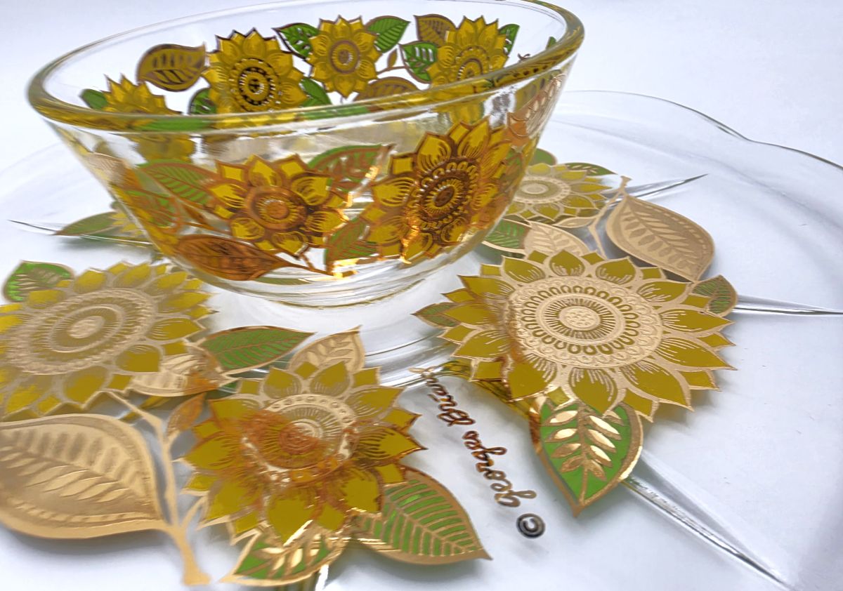Georges Briard 22K Gold "Sunflowers" Chip &amp; Dip Crystal Platter