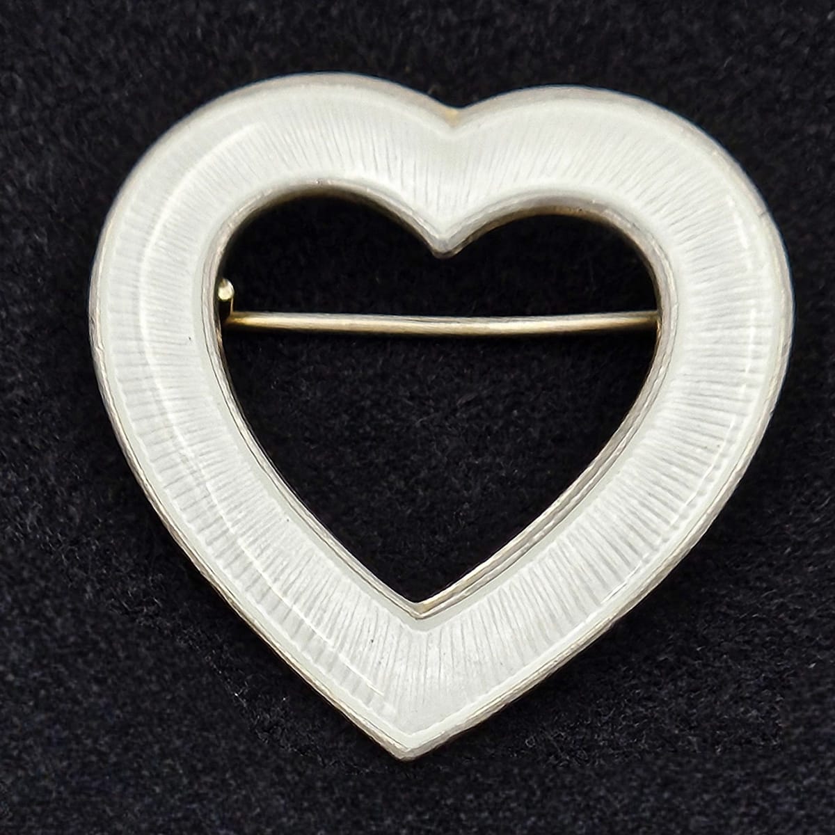 Aksel Holmsen Jewelry Aksel Holmsen Norway Sterling Silver &amp; White Enamel Heart Pin Brooch 1950&