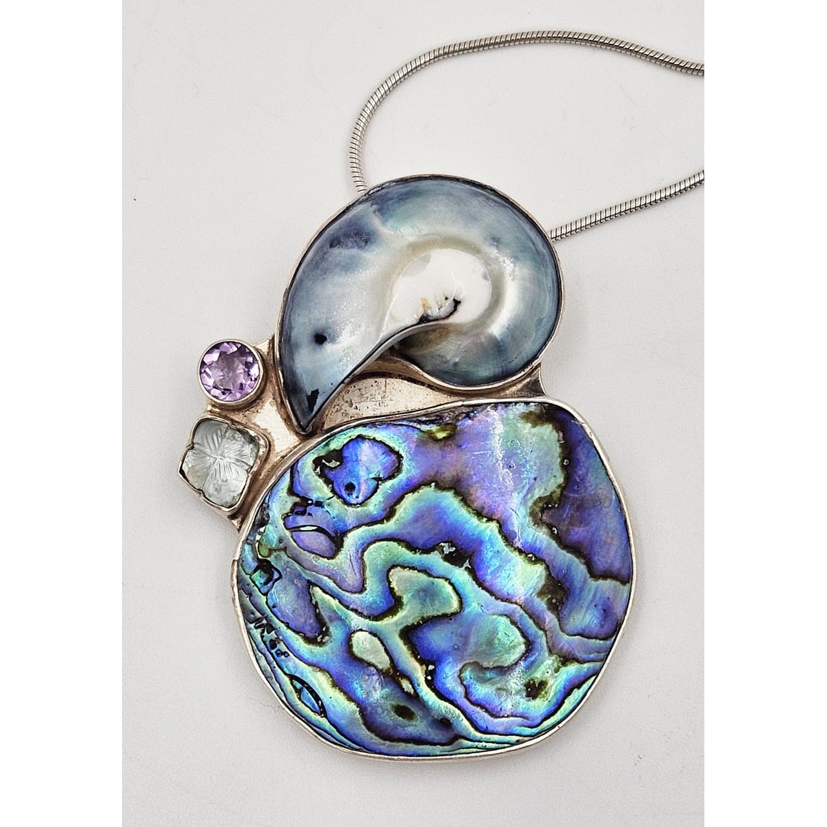 Amy Kahn Russell Jewelry Superb Amy Kahn Russell Sterling Ammonite MOP XL Pendant Necklace