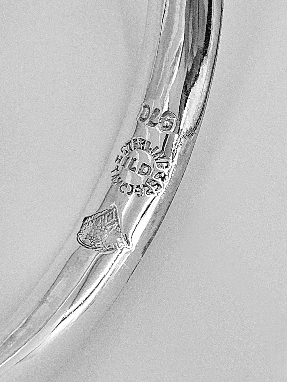 Antonio Pineda Taxco Jewelry Antonio Pineda Taxco Sterling Silver Modernist Bangle Bracelet Circa 1960s