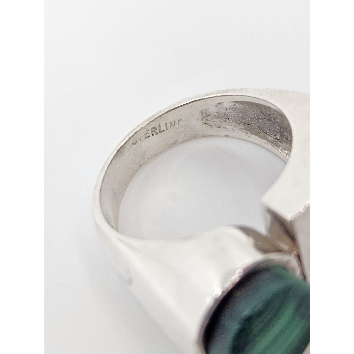 Artisan 925 Ring Jewelry Sterling Silver Green Malachite Abstract Modernist Ring