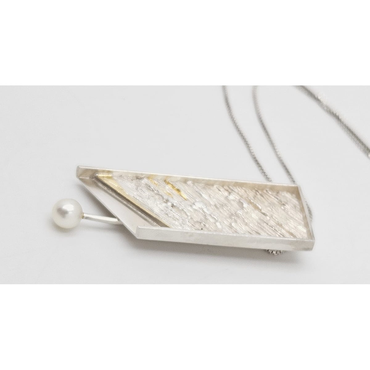barbro-eriksdotter-gendell-sterling-gold-pearl-abstract-modernist-necklace-2009 image 6