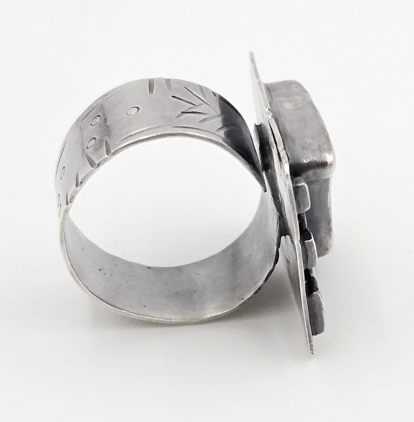 ER Sterling Jewelry Vintage Designer ER Brutalist Sterling Silver & Bone Square Faced Ring
