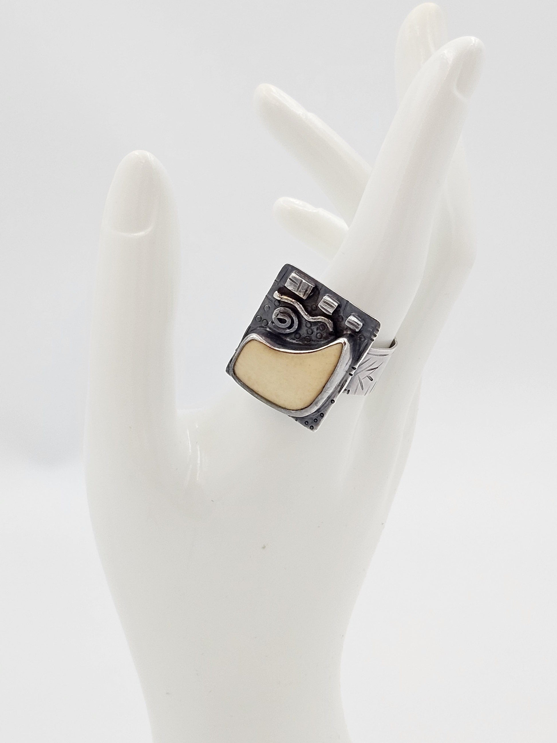 ER Sterling Jewelry Vintage Designer ER Brutalist Sterling Silver & Bone Square Faced Ring