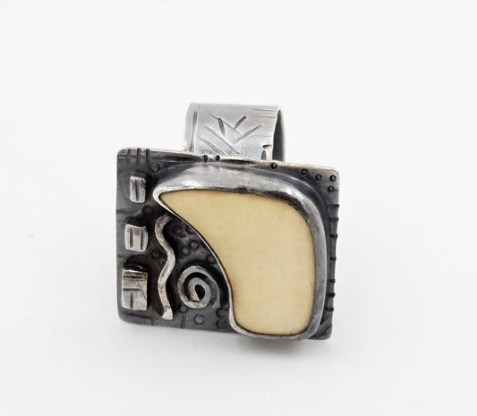 ER Sterling Jewelry Vintage Designer ER Brutalist Sterling Silver & Bone Square Faced Ring