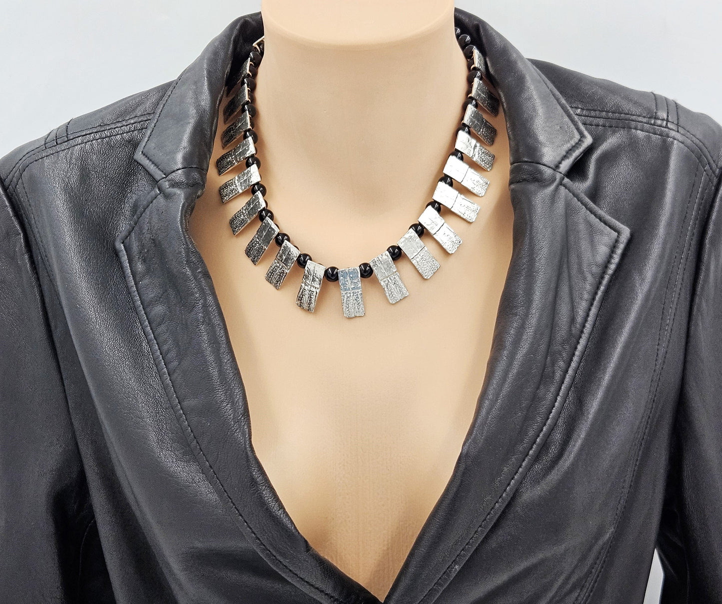 GoGo Jewelry Company Jewelry Superb GoGo Sterling Silver & Onyx Beads Armadillo Shell Statement Necklace