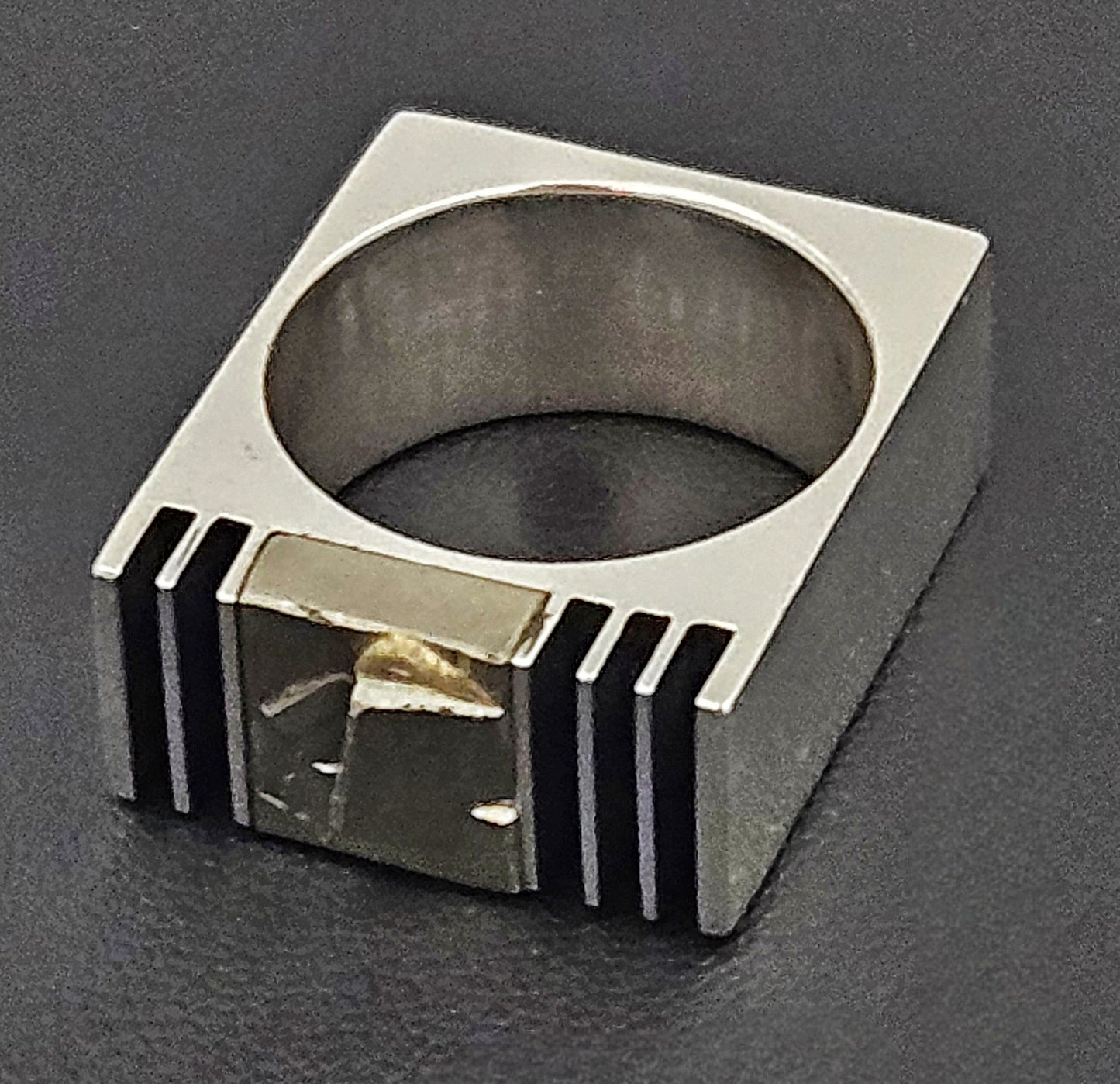 JD Sterling Ring Jewelry Vintage Designer Modernist JD UK MARKS Sterling Silver & Square Faced Ring