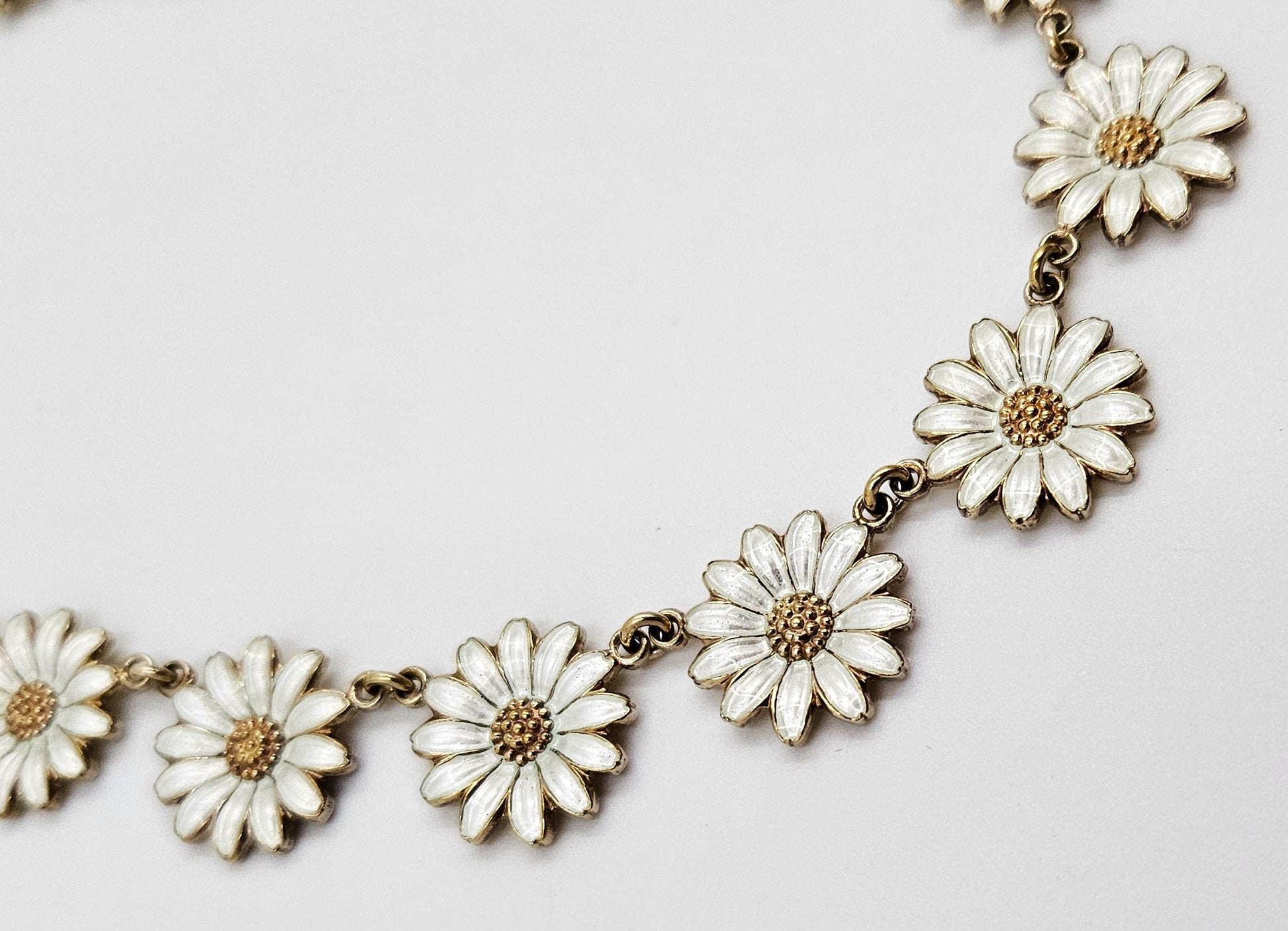 Jemax Jewelry RARE JEMAX Pedersen Denmark Sterling Enamel Daisy Chain Necklace 1980s