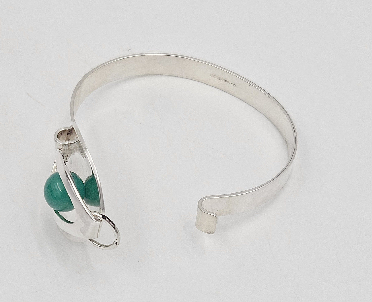 Kupittaan Kulta Jewelry Elis Kauppi Kupittaan Kulta Finland Modernist Sterling Top Latch Bangle 1950s