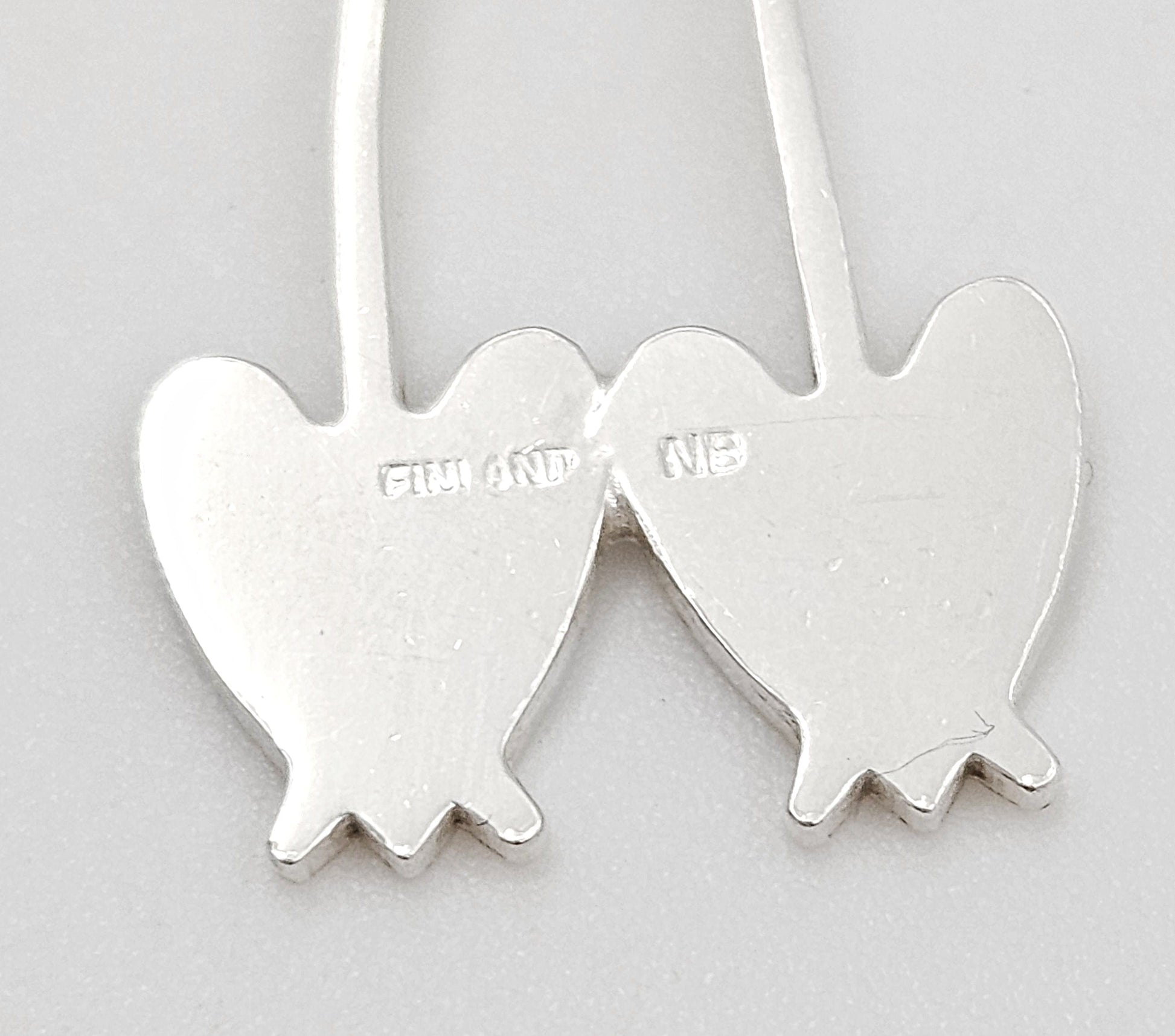 Kupittaan Kulta Jewelry Finland Elis Kauppi Kupittaan Kulta Modernist Love Cats Sterling Necklace 1990