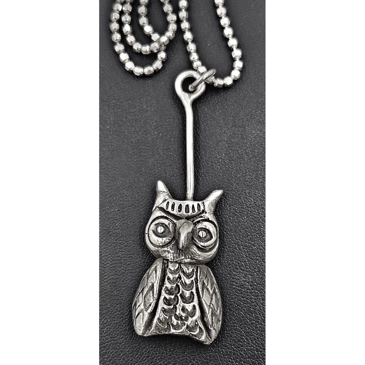 Manhattan Platinum Products Jewelry Manhattan Platinum Products Sterling Silver Owl Pendant Necklace Circa 1960&