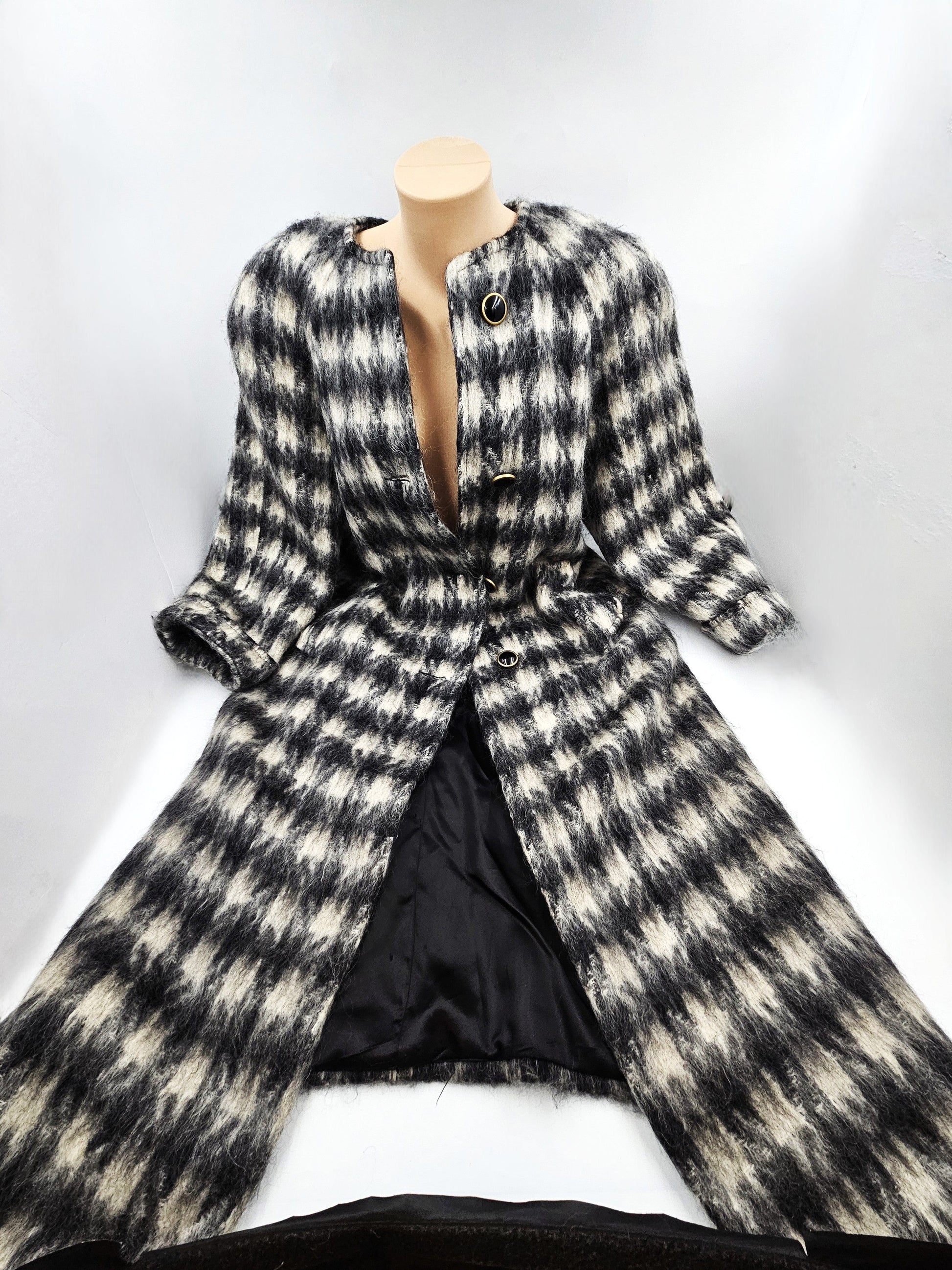 Paul Levy Coat Superb Paul Levy Designs Mohair B/W Houndstooth Patterned Overcoat 1980's