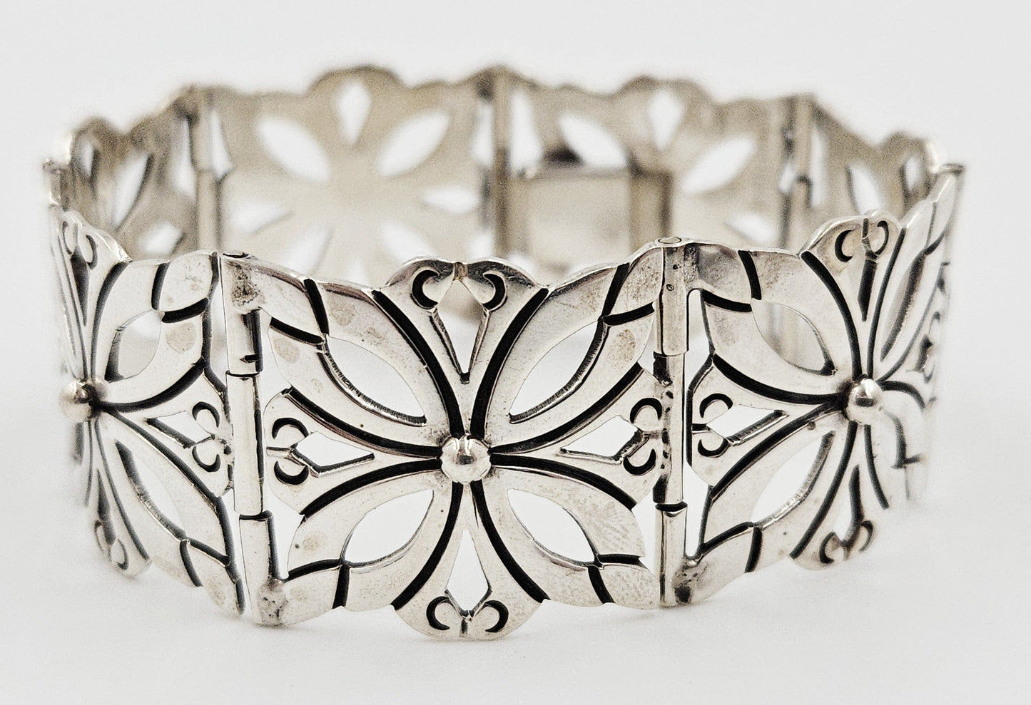 Rancho Alegre Jewelry Rancho Alegre Taxco Sterling Silver Repousse Panel Link Bracelet C. 1950s