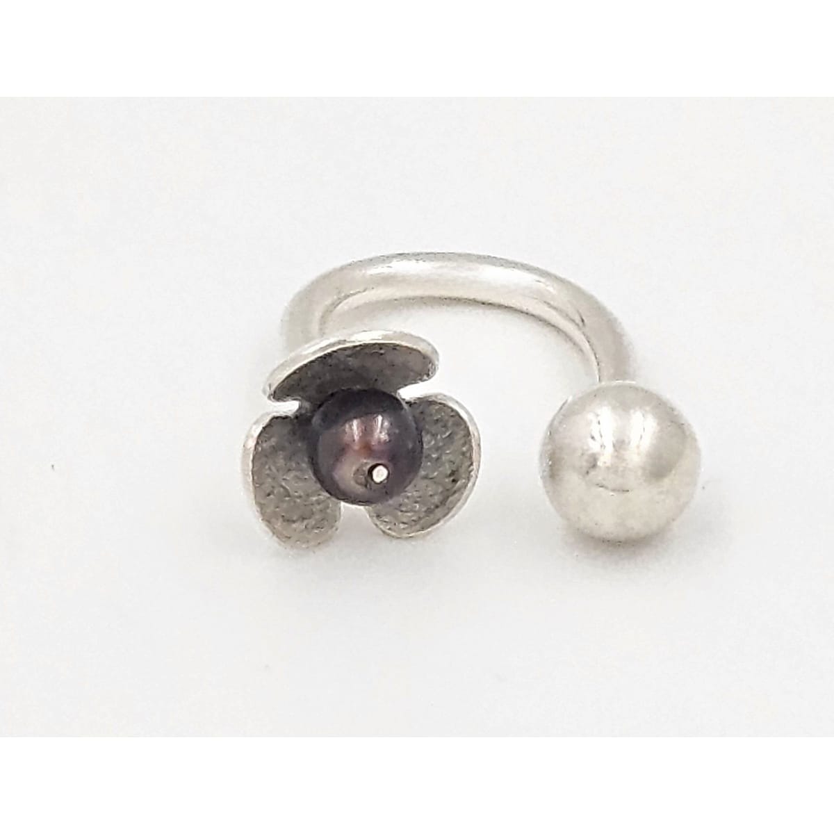 SJ Jewelry Vintage Sterling Silver &amp; Black Pearl Modernist Flower Cocktail Ring