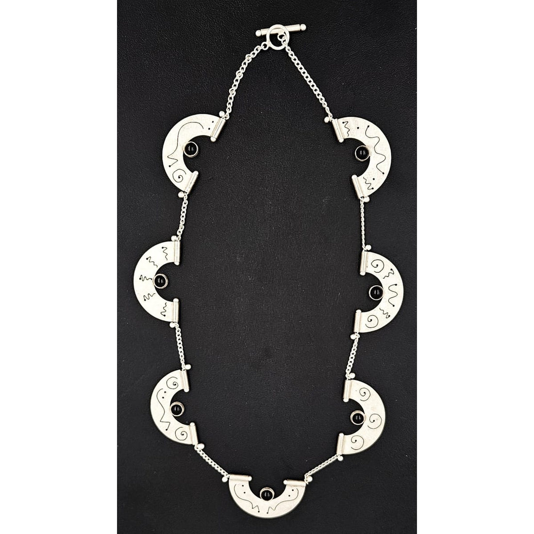 TT Jewelry Artisan Signed Sterling Silver &amp; Onyx Modernist Necklace