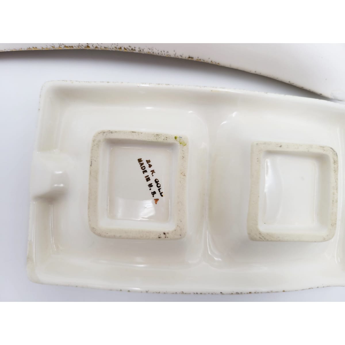 USA Collectible ceramics MCM Ceramic Retro MOD Ashtray with lighter and smaller ashtray