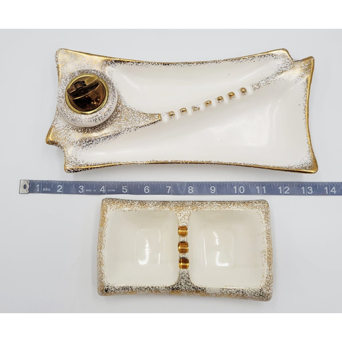 USA Collectible ceramics MCM Ceramic Retro MOD Ashtray with lighter and smaller ashtray