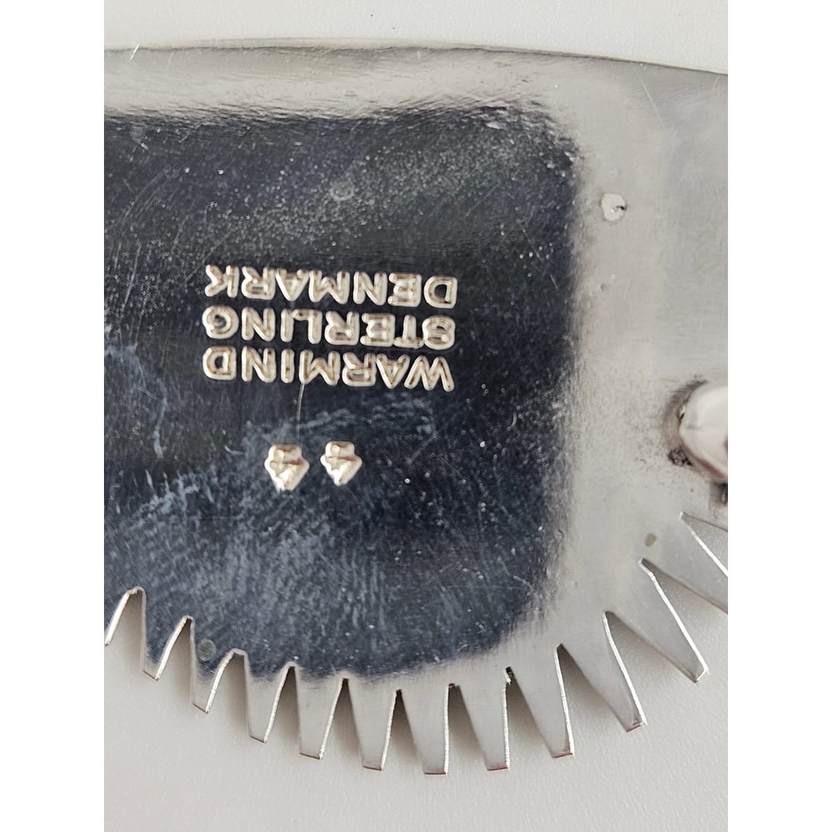 Warmind Jewelry Superb Warmind Denmark Sterling Black Enamel Modernist Porcupine Brooch