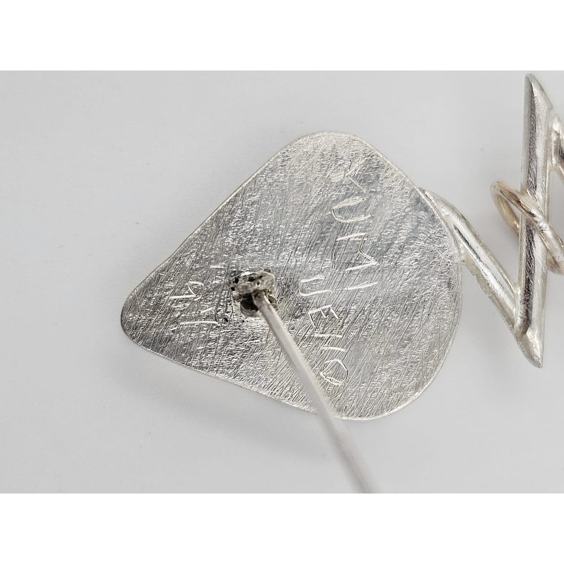 Yumi Ueno Jewelry Designer Yumi Ueno Modernist Sterling &amp; Stone Brooch