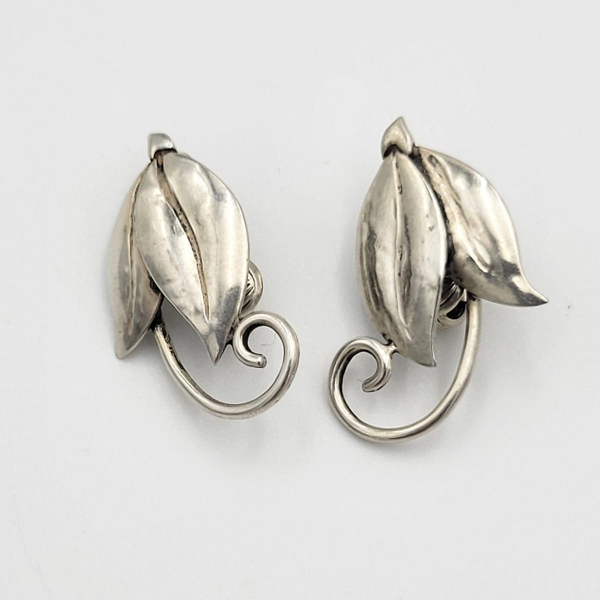 Joan Polsdorfer Jewelry 1950s Designer JoPoL Georg Jensen Modernist Sterling Flower Earrings 