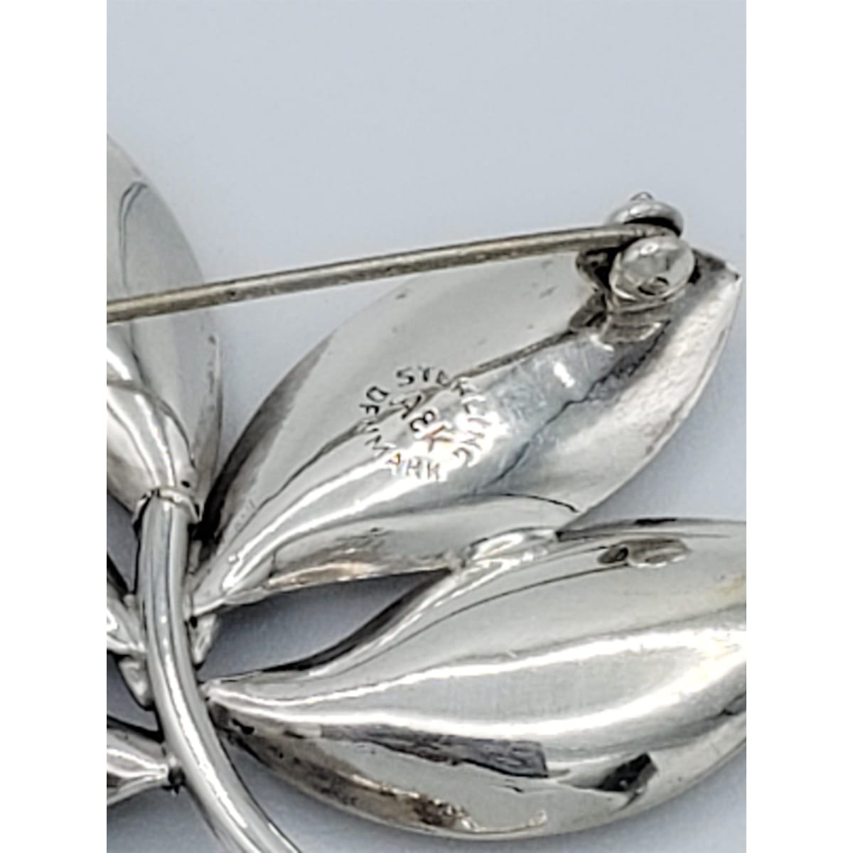 A &amp; K Denmark Jewelry Denmark Designer Aarre Krogh A&amp;K Sterling Silver 5 Leaf Brooch Pendant 1950s